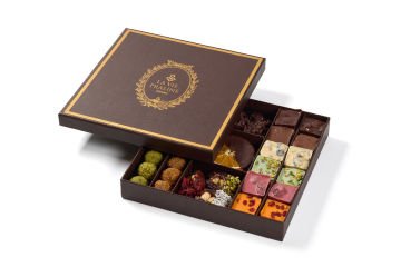 Kahverengi Royal Box - 700 gr Trüf Çikolata ve Kuru Meyve